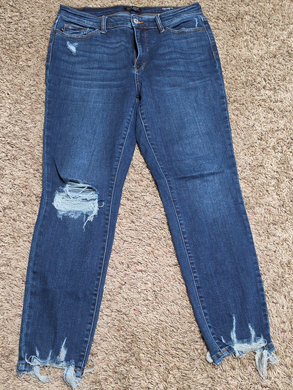 Judy Blue Dark Blue Distressed Ankle Jeans